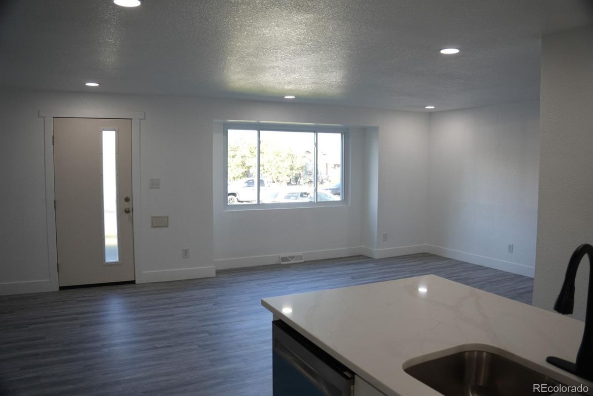 Empty room, Interior, Kitchen, Recessed Lighting, Wood Texture Flooring