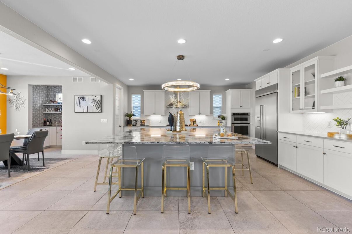 Chandelier, Dining room, Interior, Kitchen, Pendant Lights, Recessed Lighting, Stainless Steel Appliances