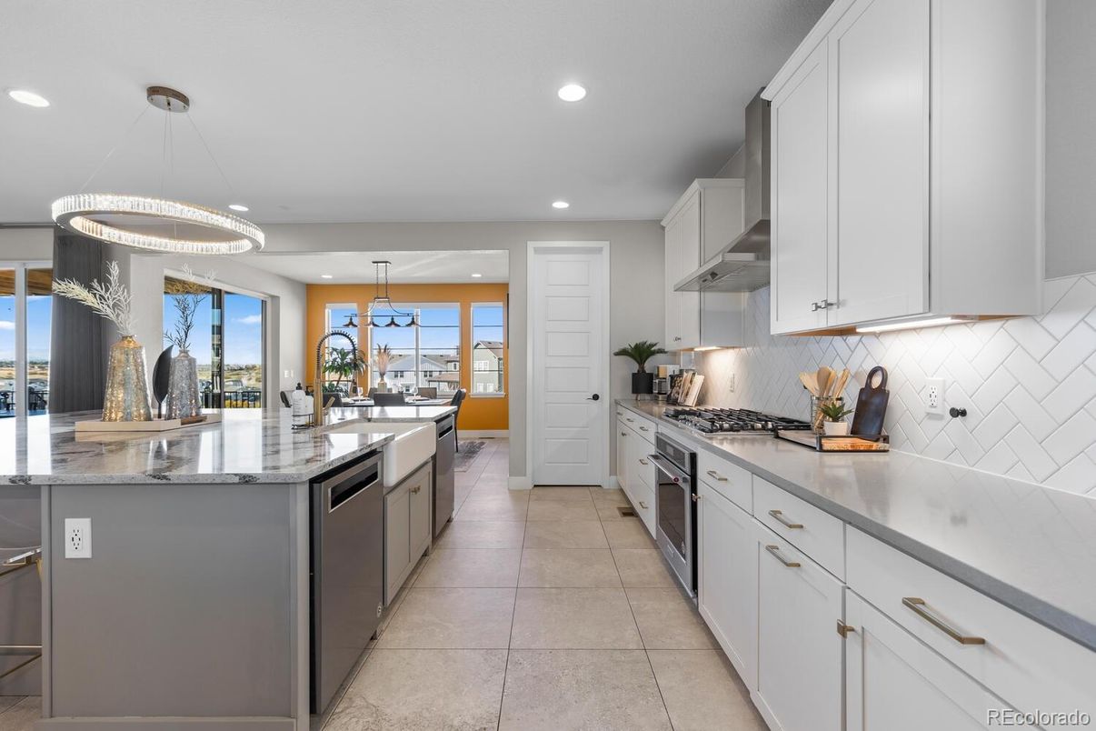 Interior, Kitchen, Pendant Lights, Recessed Lighting, Stainless Steel Appliances