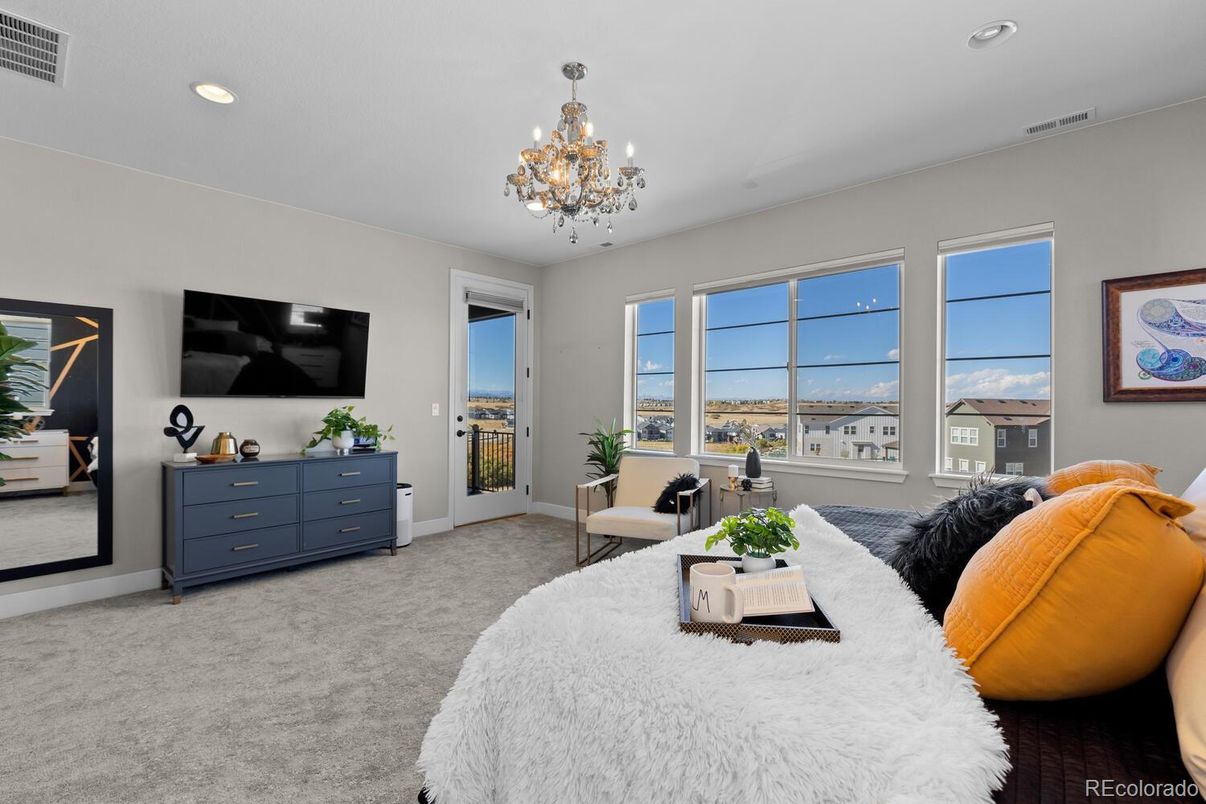 Bedroom, Chandelier, Interior, Living room, Recessed Lighting