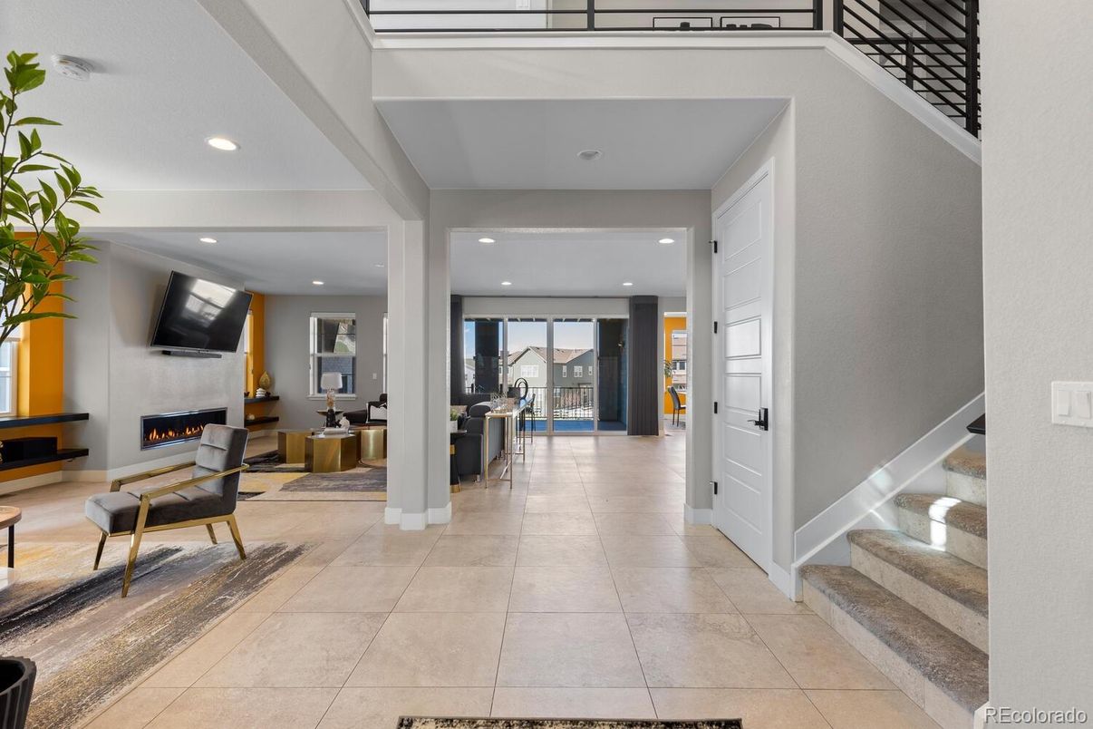 Fireplace, Interior, Recessed Lighting