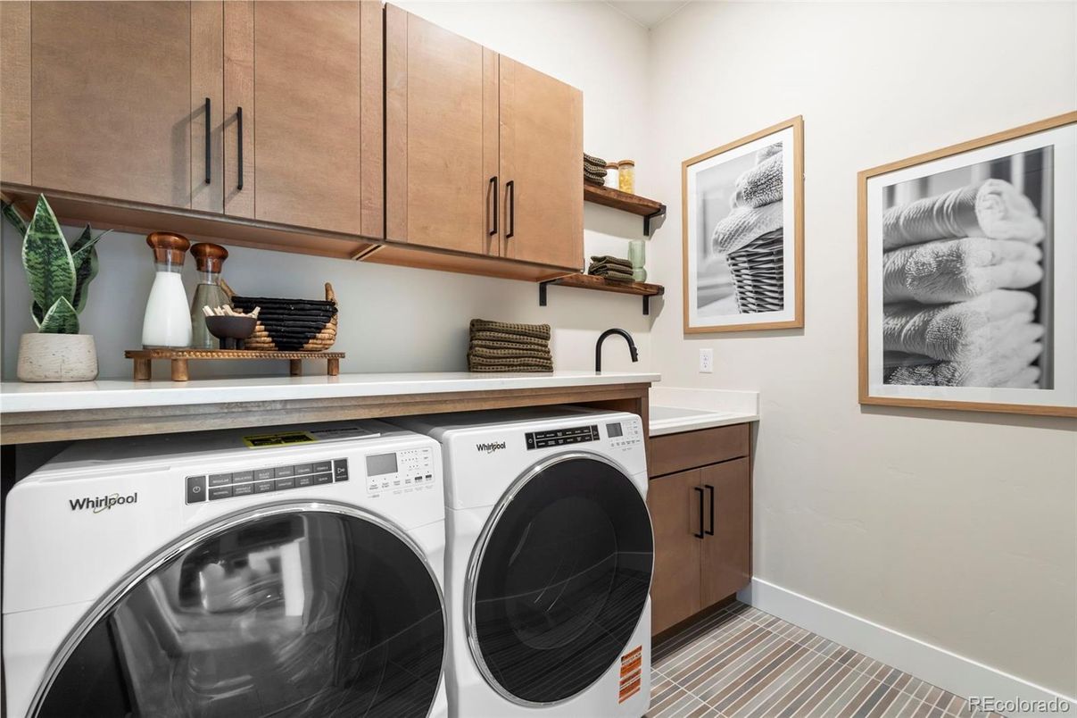 Interior, Washer