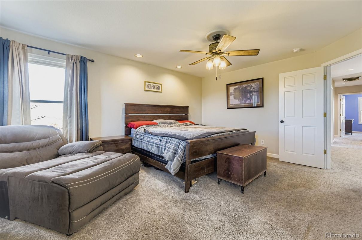 Bedroom, Interior, Recessed Lighting