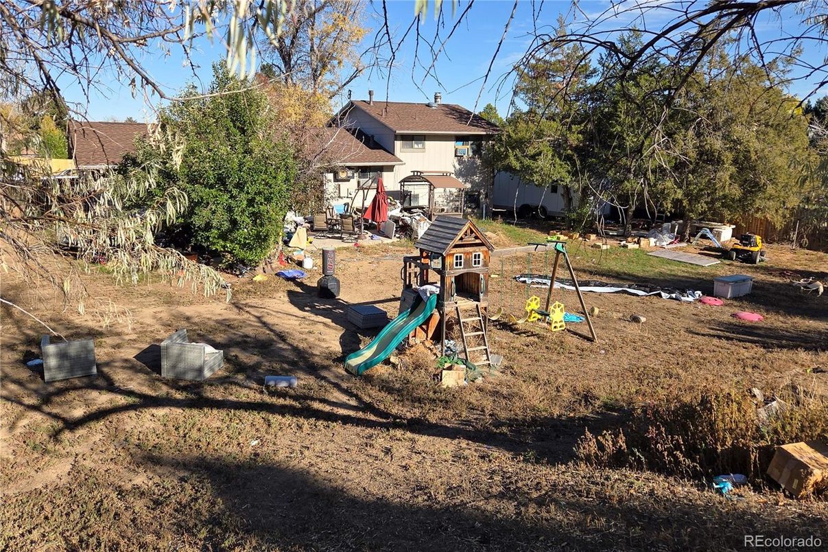 Backyard, Exterior, Playground