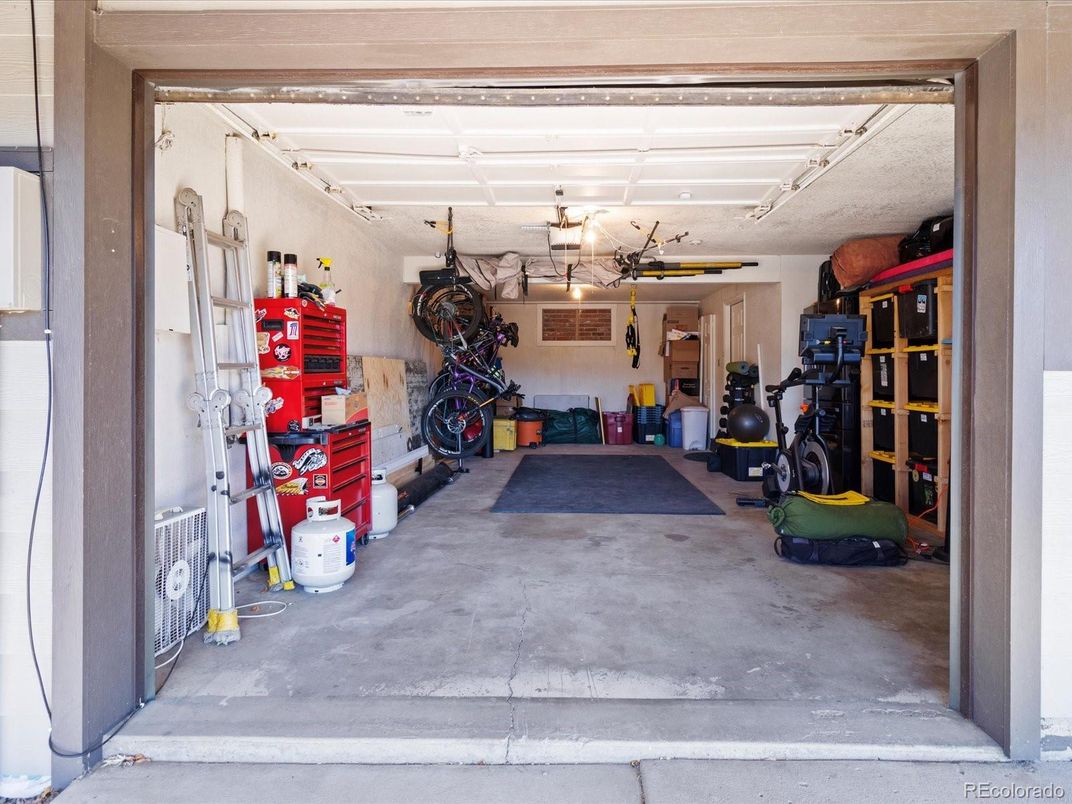 Fitness Equipment, Garage, Interior