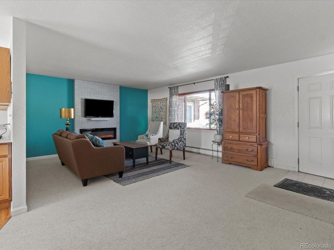 Fireplace, Interior, Living room