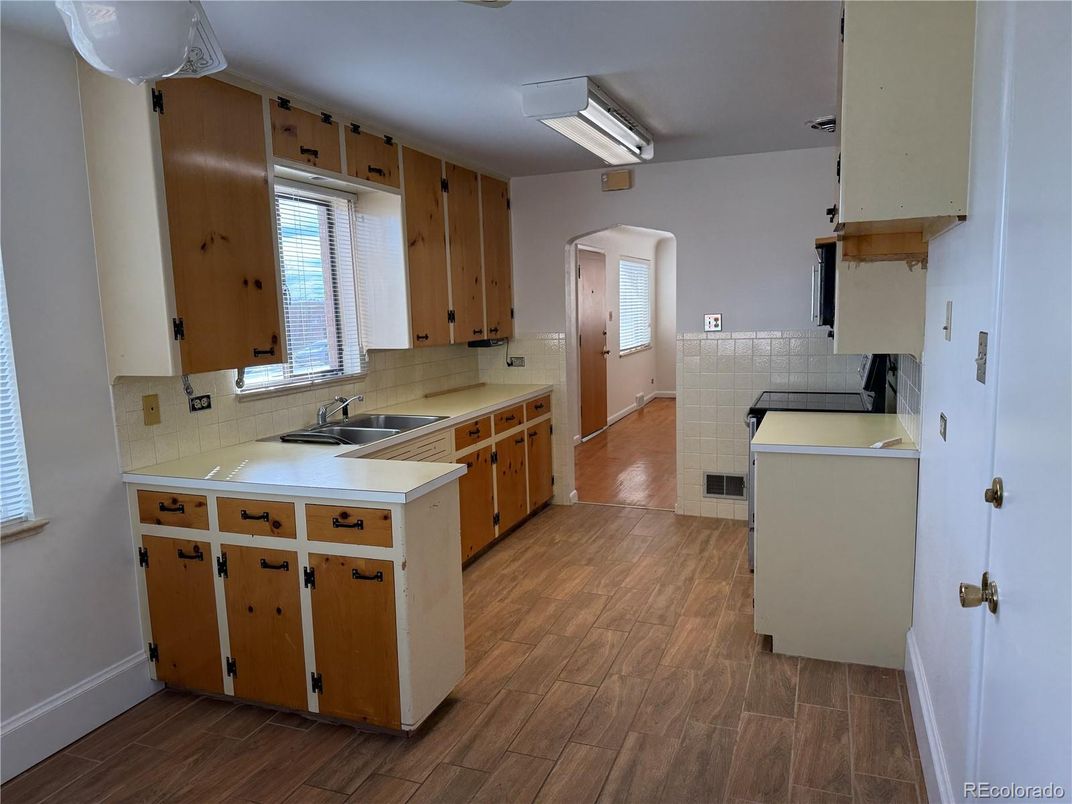 Interior, Kitchen, Wood Texture Flooring