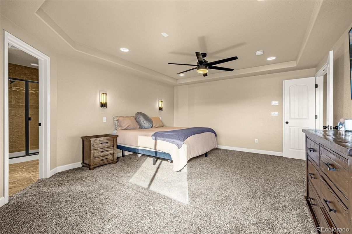 Bedroom, Interior, Recessed Lighting