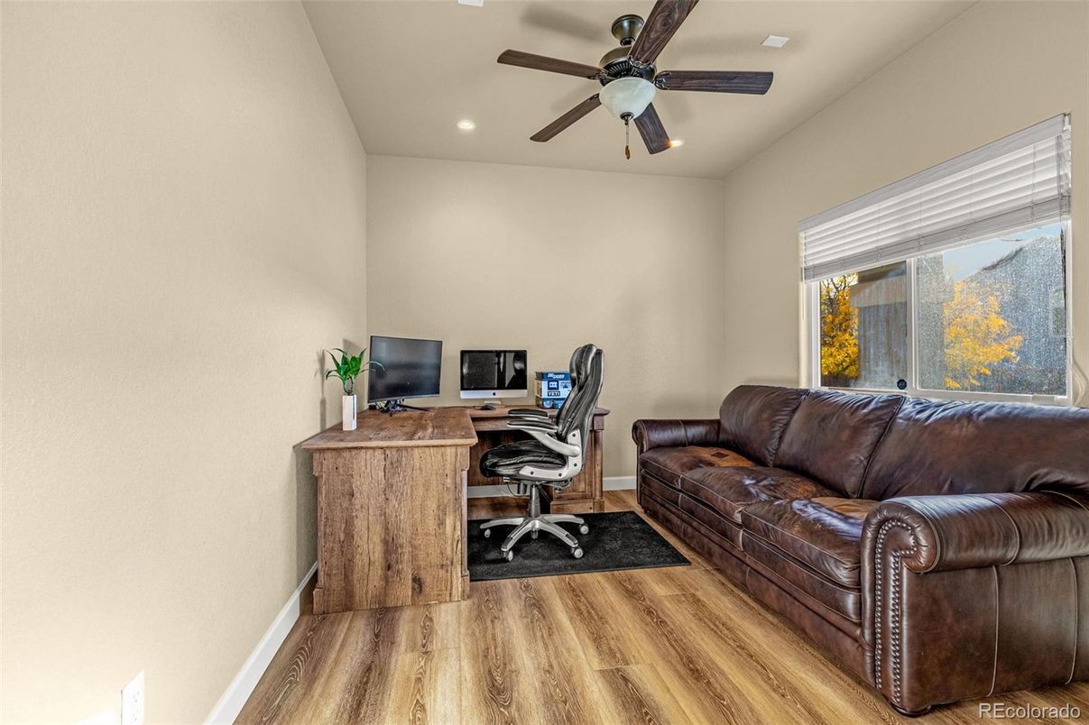 Home Office, Interior, Recessed Lighting, Wood Texture Flooring