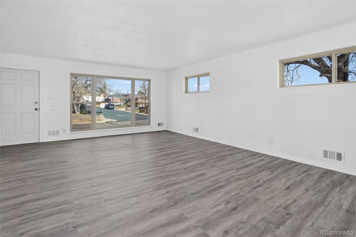 DE Listing image placeholder