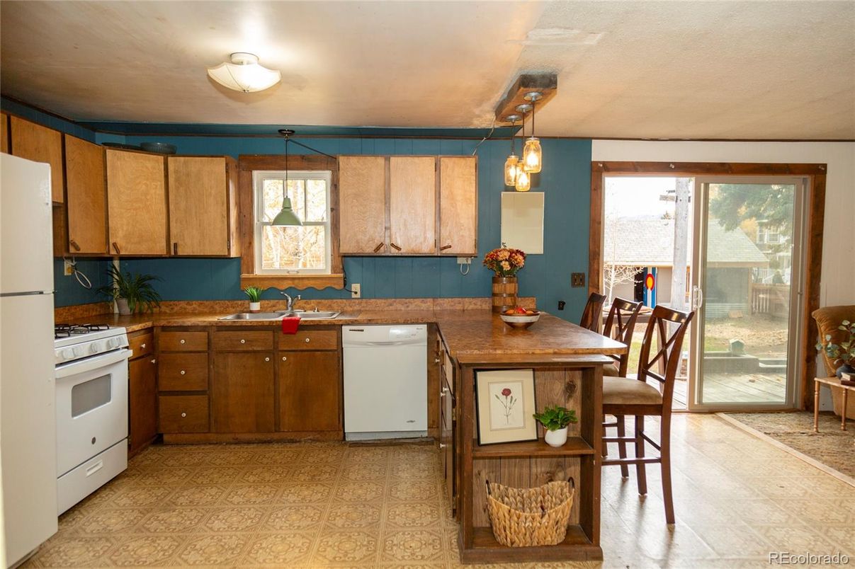 Dining room, Interior, Kitchen, Pendant Lights