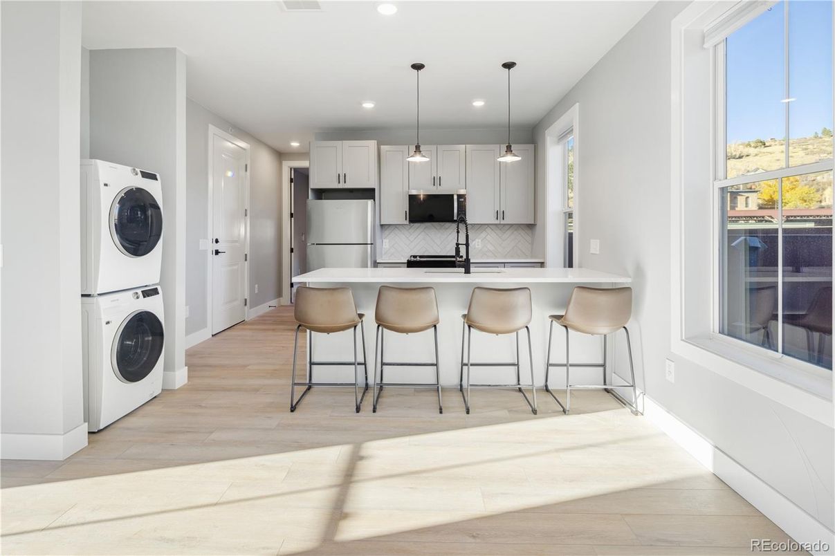 Interior, Kitchen, Pendant Lights, Recessed Lighting, Utility Closets, Washer, Wood Texture Flooring