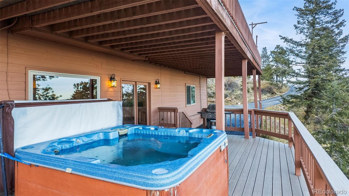 Exterior, Hot Tub