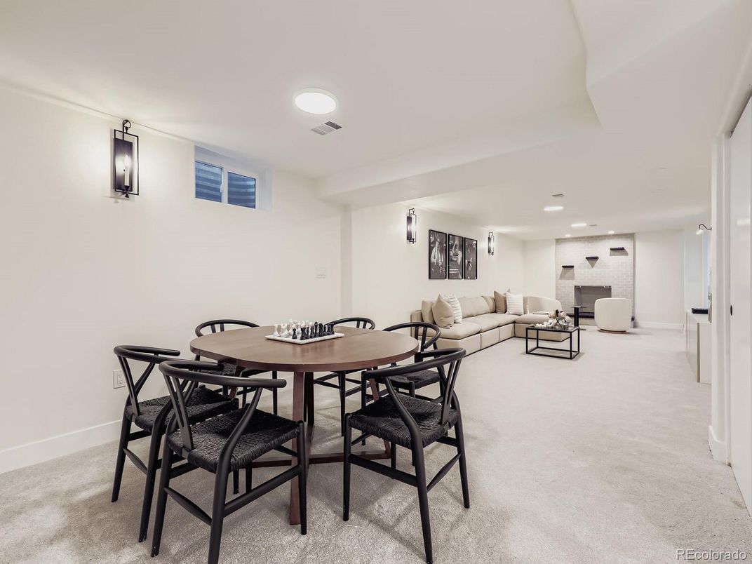 Dining room, Interior, Living room, Recessed Lighting