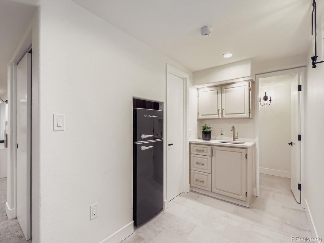 Bathroom, Interior, Kitchen, Recessed Lighting