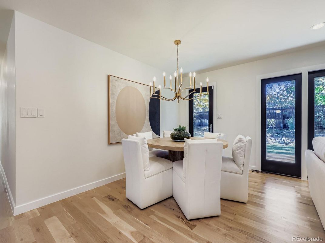 Chandelier, Dining room, Interior, Recessed Lighting, Wood Texture Flooring