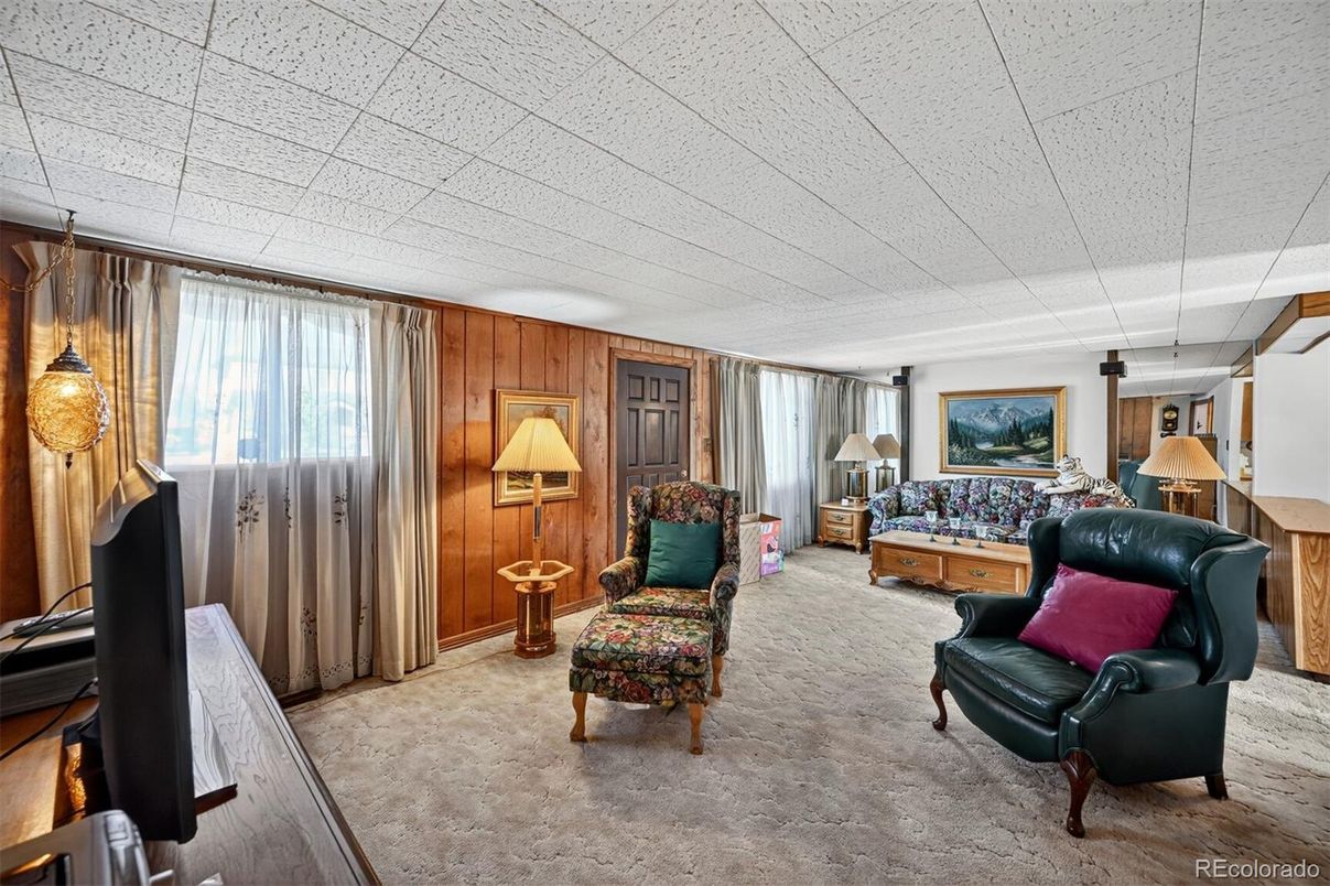 Interior, Wooden Walls