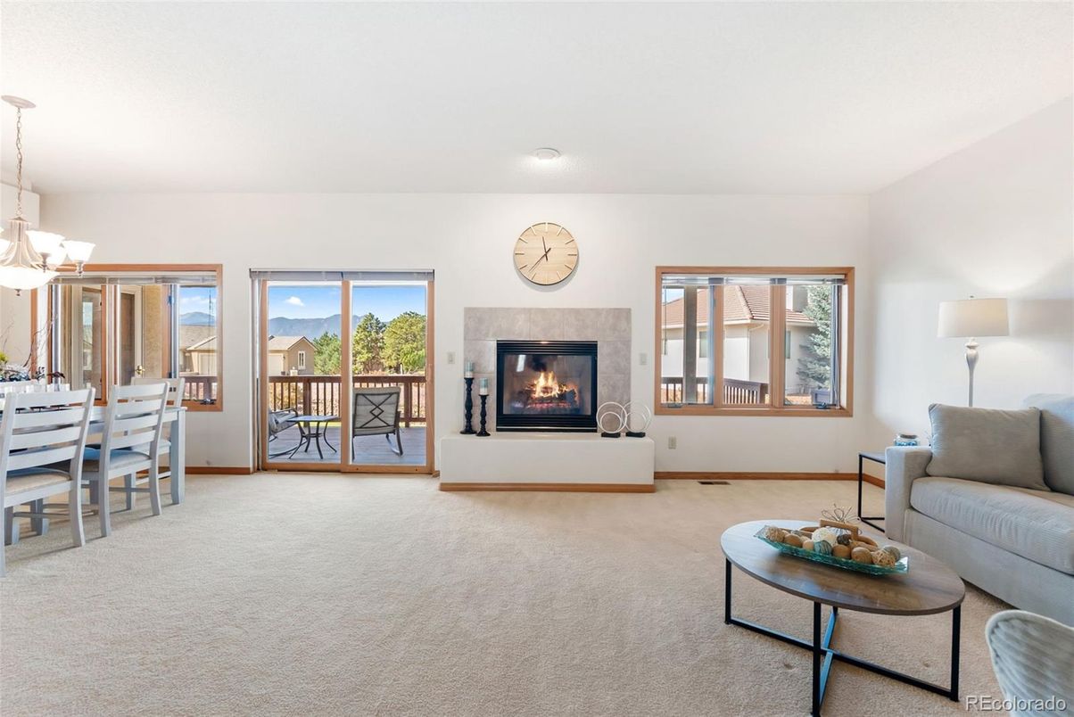 Chandelier, Dining room, Fireplace, Interior