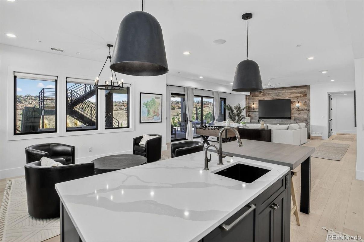 Interior, Kitchen, Living room, Pendant Lights, Recessed Lighting, Wood Texture Flooring