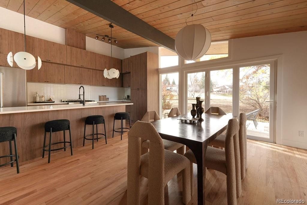 Dining room, Interior, Kitchen, Pendant Lights, Wooden Ceilings, Wood Texture Flooring
