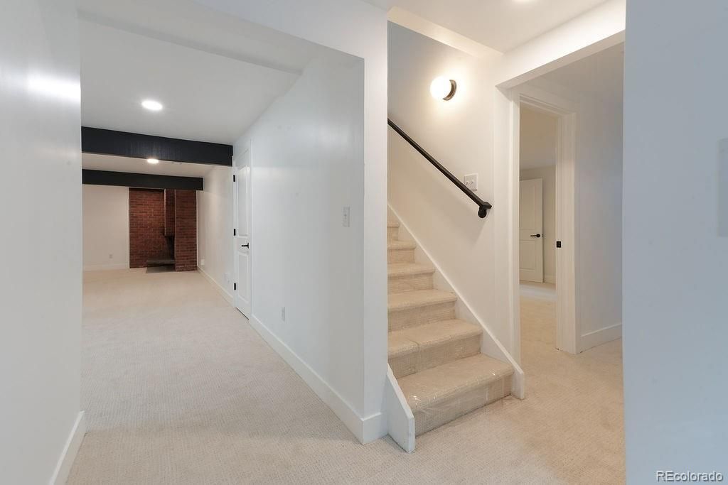 Interior, Recessed Lighting