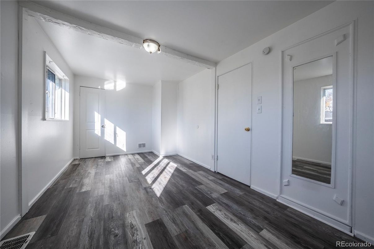 Empty room, Interior, Wood Texture Flooring