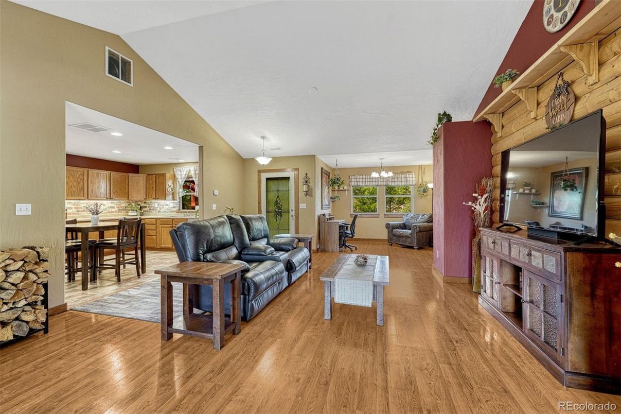 Dining room, Interior, Kitchen, Living room, Pendant Lights, Recessed Lighting, Wood Texture Flooring