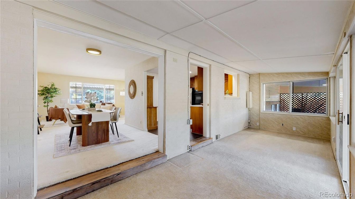 Dining room, Interior