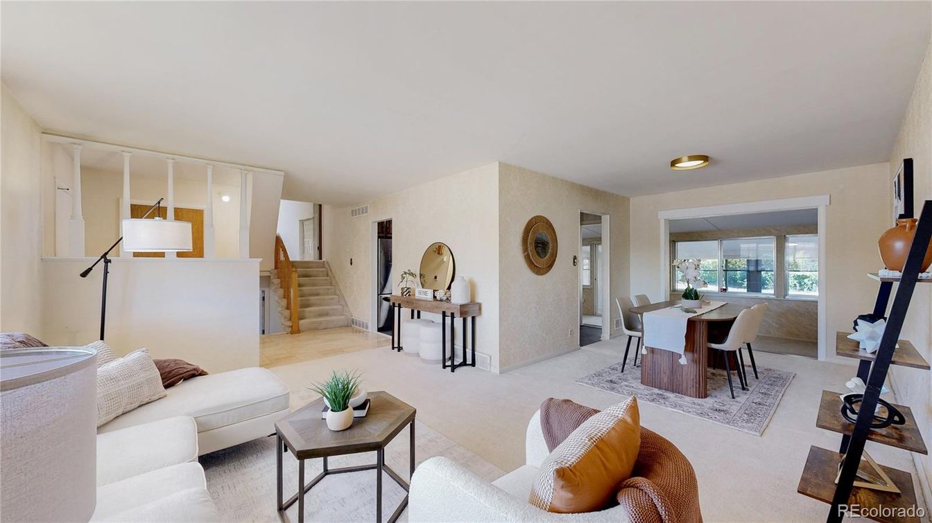 Dining room, Interior, Living room, Recessed Lighting