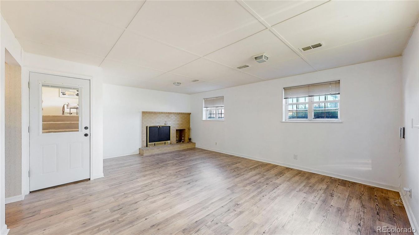 Empty room, Fireplace, Interior, Wood Texture Flooring