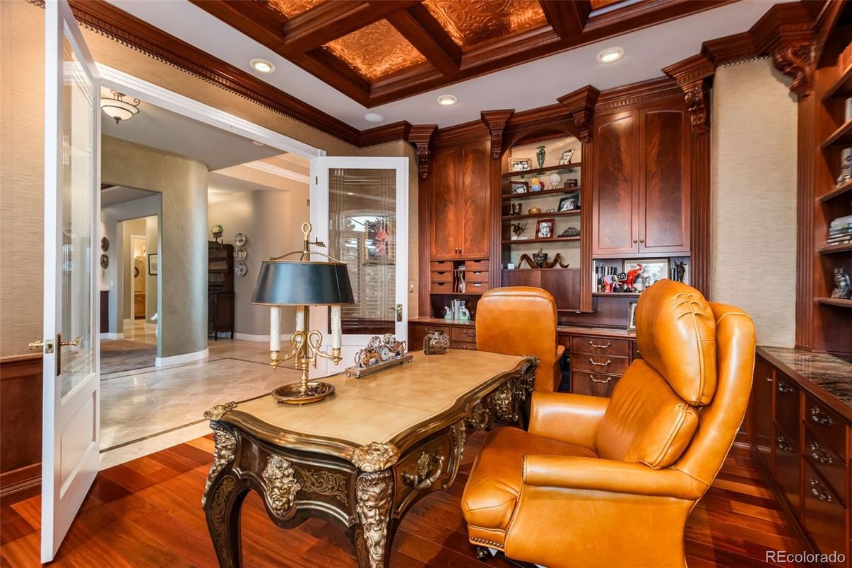 Home Office, Interior, Recessed Lighting, Wood Texture Flooring