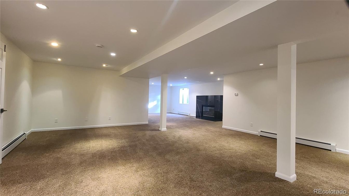 Empty room, Fireplace, Interior, Recessed Lighting