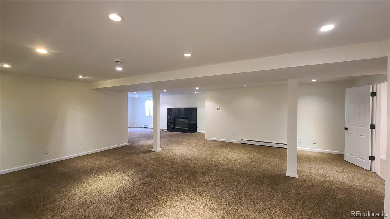 Empty room, Fireplace, Interior, Recessed Lighting