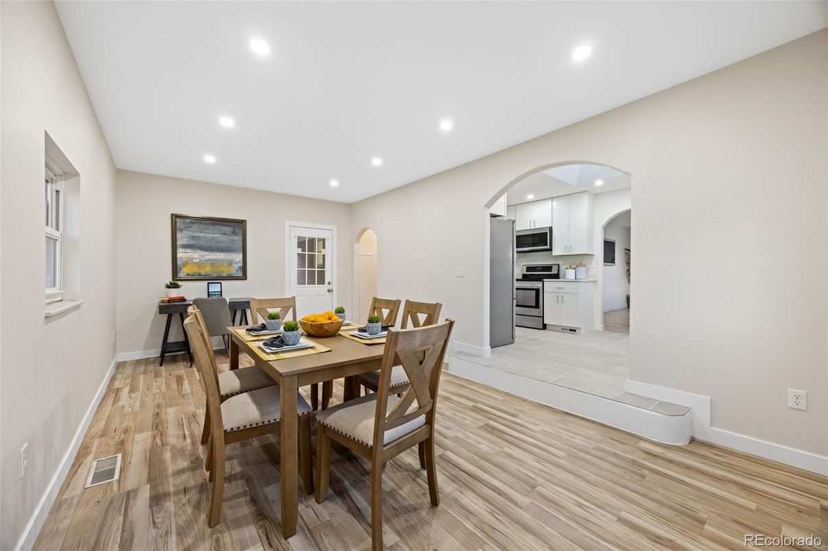 Dining room, Interior, Kitchen, Recessed Lighting, Stainless Steel Appliances, Wood Texture Flooring