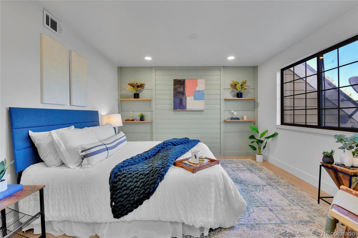 Bedroom, Interior, Recessed Lighting, Wood Texture Flooring