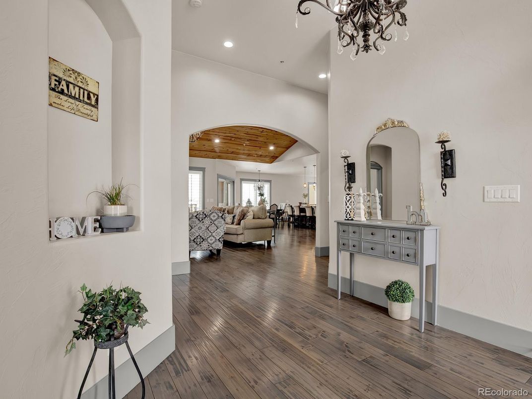 Interior, Living room, Recessed Lighting, Wooden Ceilings, Wood Texture Flooring