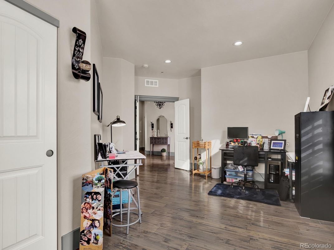 Home Office, Interior, Recessed Lighting, Wood Texture Flooring