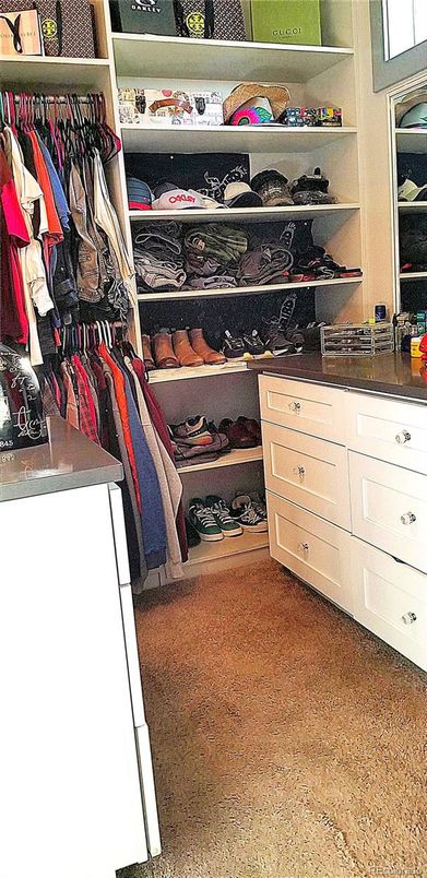 Interior, Walk-in Closets