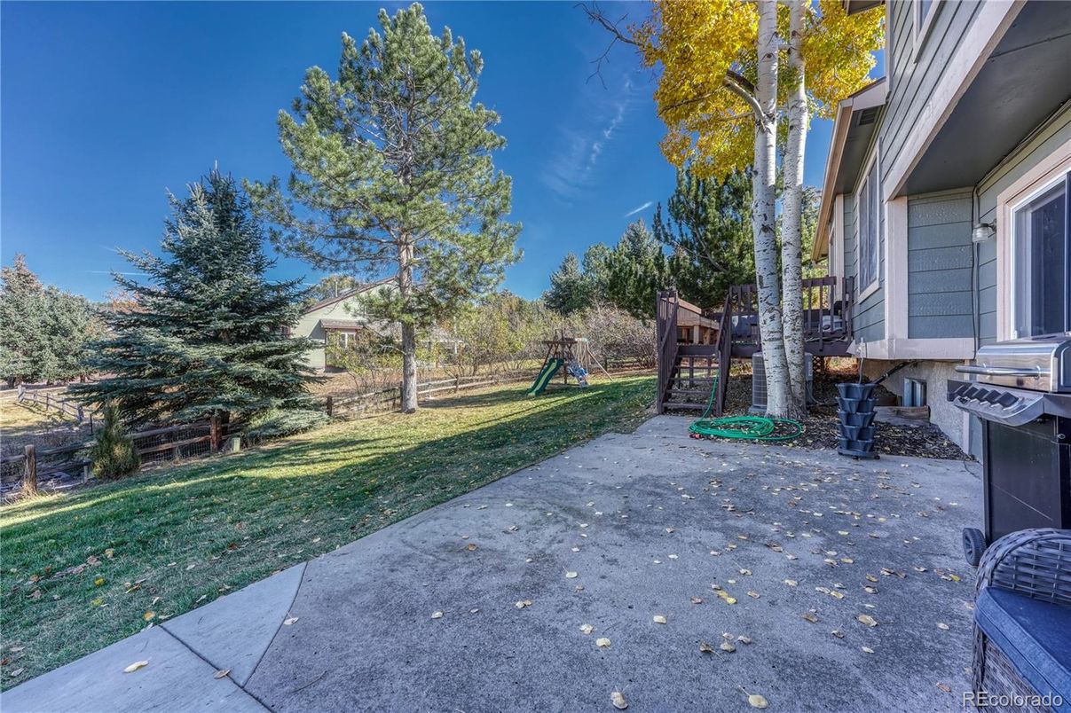 Backyard, Exterior, Playground