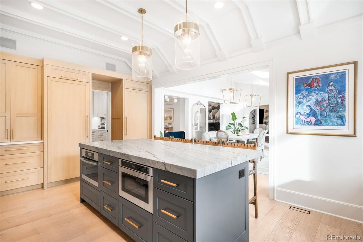 Interior, Kitchen, Pendant Lights, Recessed Lighting, Wood Texture Flooring