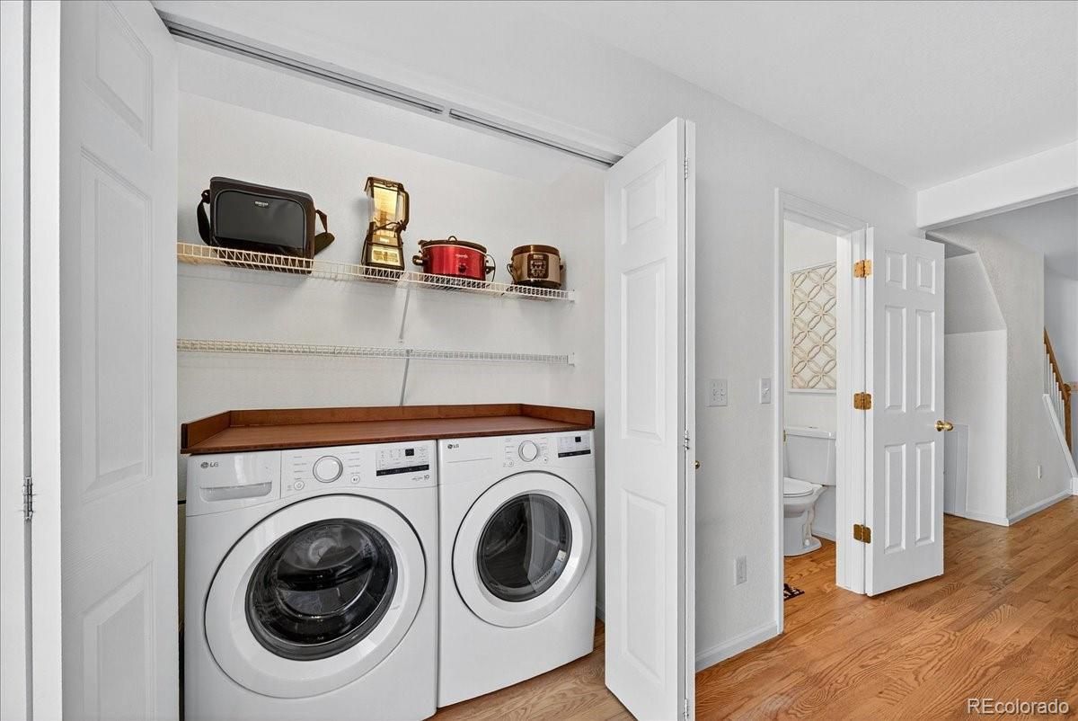 Interior, Utility Closets, Washer, Wood Texture Flooring