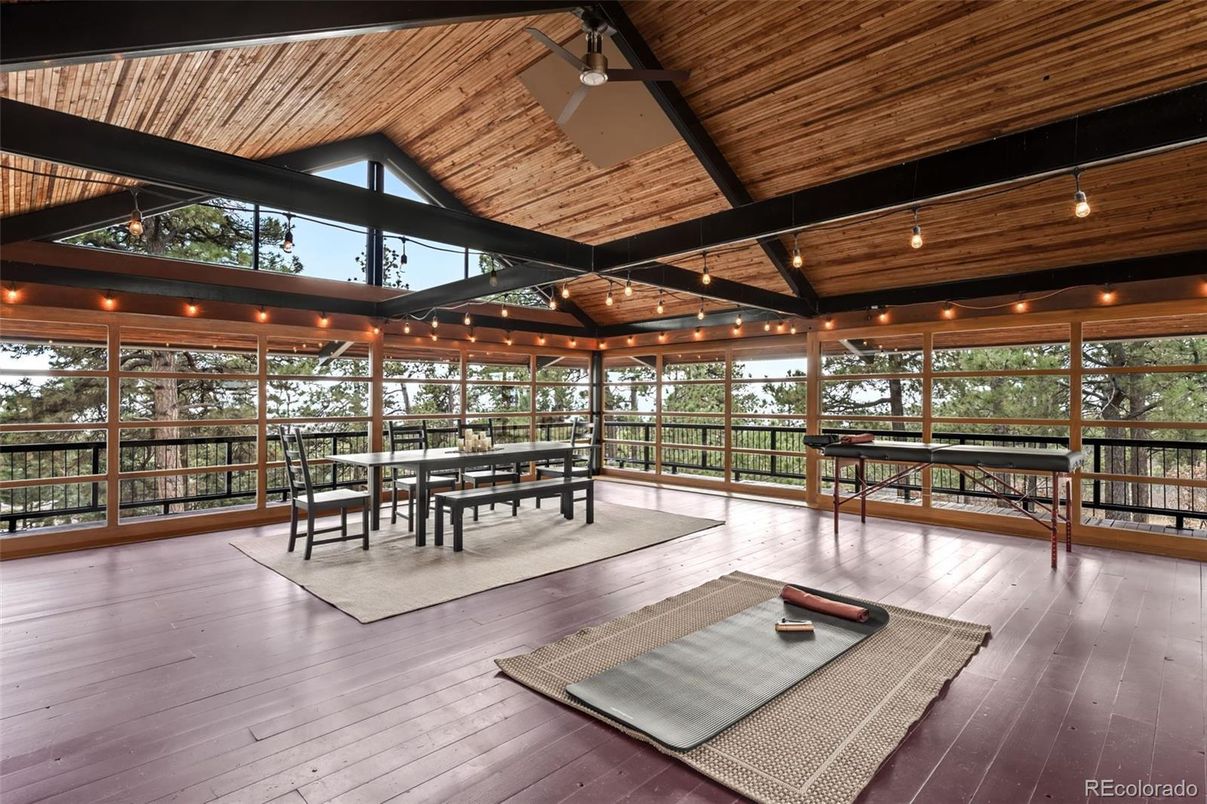 Dining room, Interior, Sun Room, Wooden Beams, Wooden Ceilings, Wood Texture Flooring