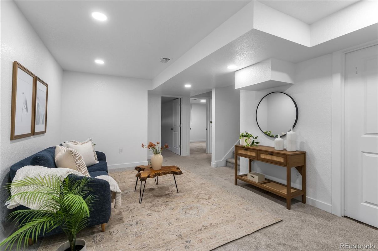 Interior, Recessed Lighting