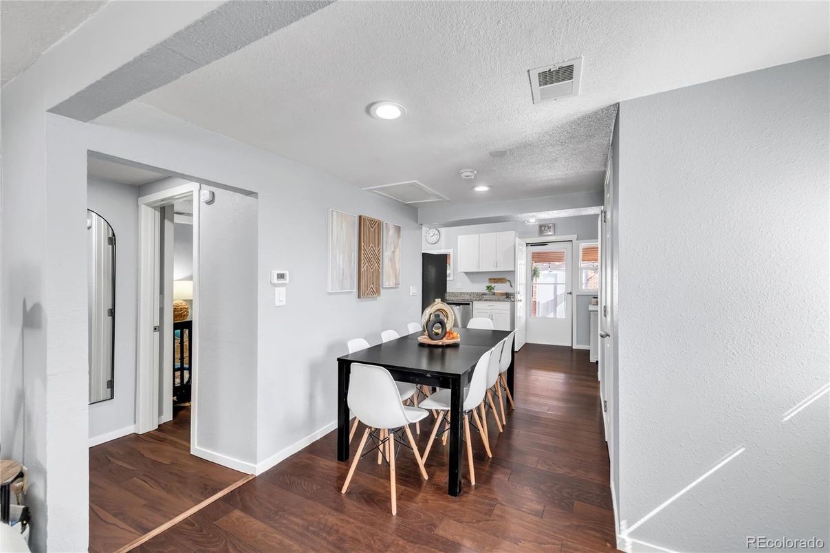 Dining room, Interior, Kitchen, Recessed Lighting, Wood Texture Flooring