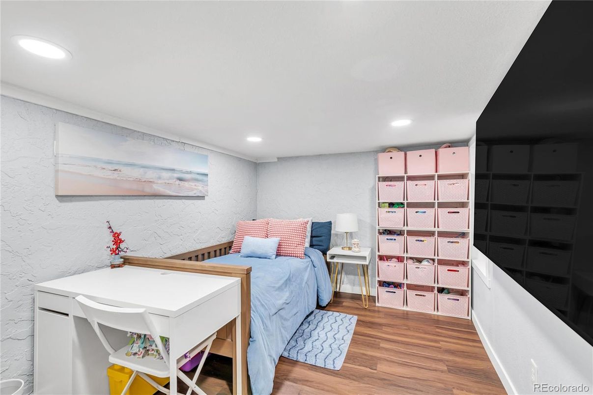 Bedroom, Interior, Recessed Lighting, Wood Texture Flooring