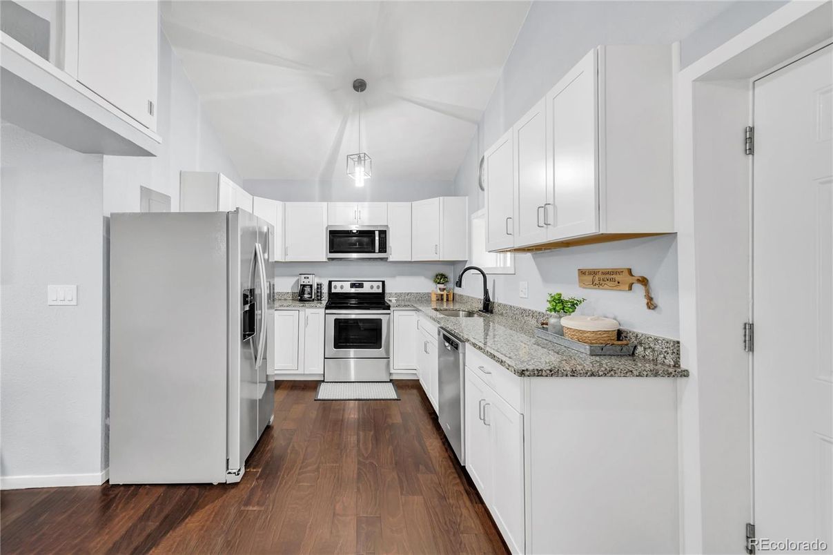 Interior, Kitchen, Stainless Steel Appliances, Wood Texture Flooring