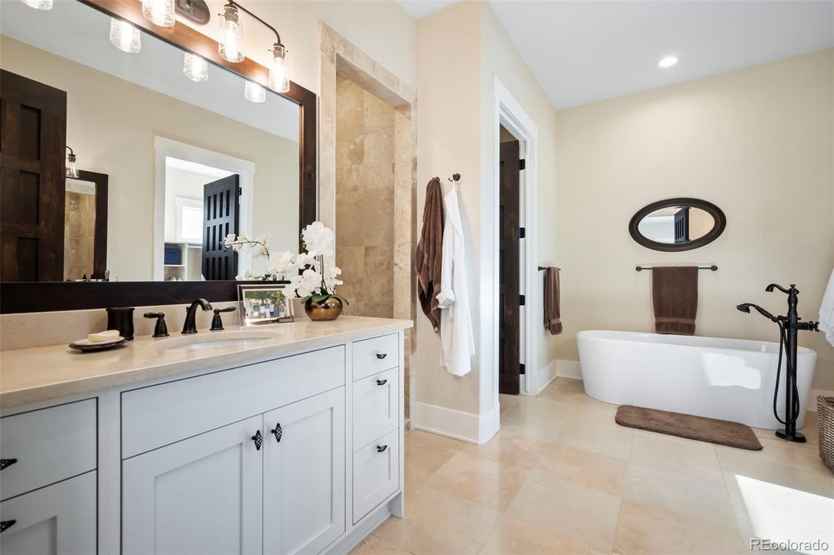 Bathroom, Free Standing Baths, Interior, Recessed Lighting