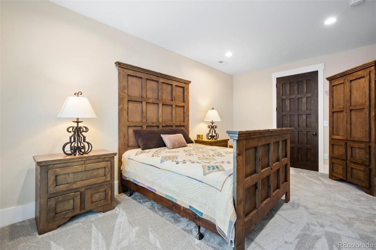 Bedroom, Interior, Recessed Lighting