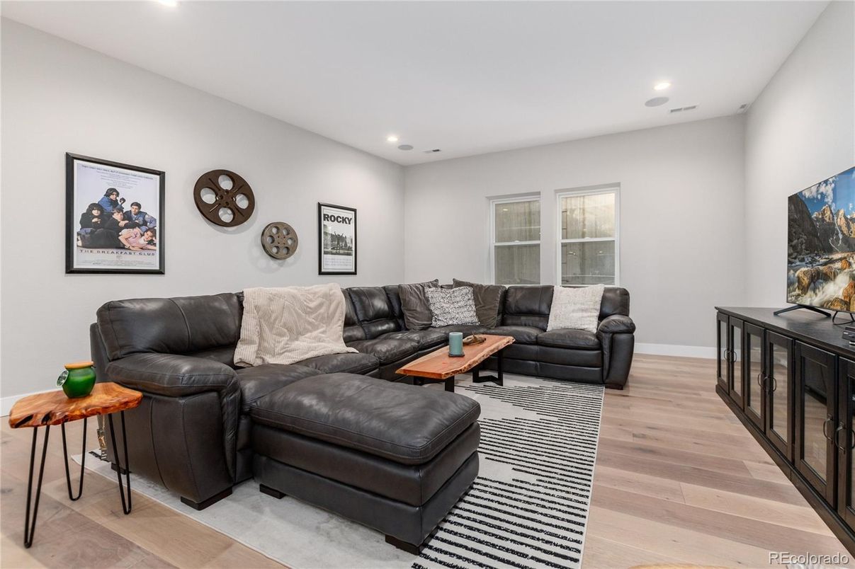Interior, Living room, Recessed Lighting, Wood Texture Flooring