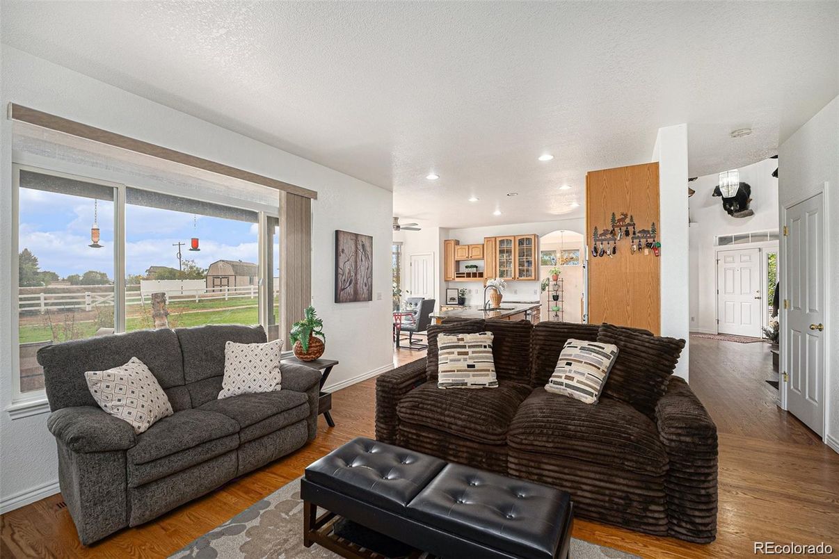 Interior, Kitchen, Living room, Recessed Lighting, Wood Texture Flooring